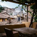 Umbrian Concierge - La Casa Dei Pellari בית הארחה פרוג'ה