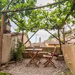 בית הארחה Umbrian Concierge - La Casa Dei Pellari 4*