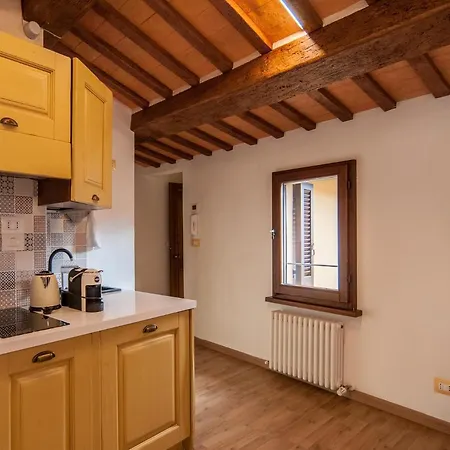 Umbrian Concierge - La Casa Dei Pellari פרוג'ה