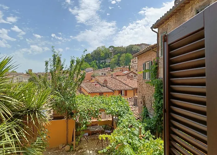 Umbrian Concierge - La Casa Dei Pellari 4* Pérouse